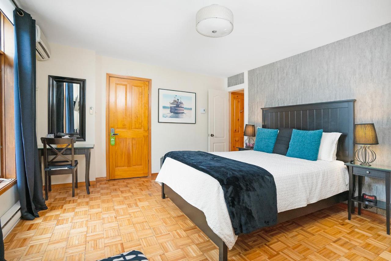 Accueil Chez Francois Bed & Breakfast Монреал Екстериор снимка