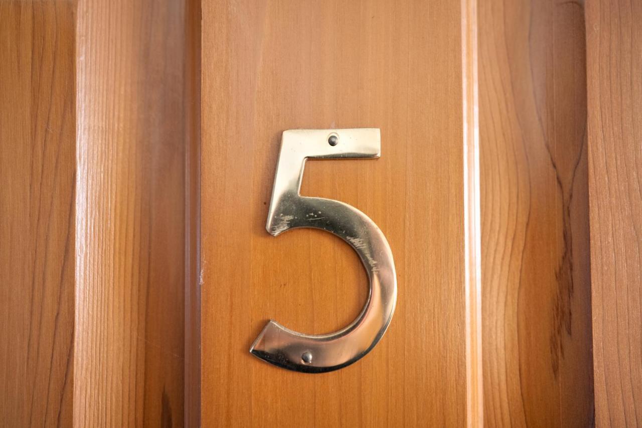 Accueil Chez Francois Bed & Breakfast Монреал Екстериор снимка