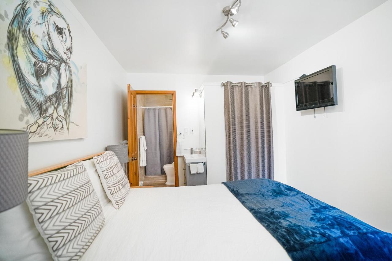 Accueil Chez Francois Bed & Breakfast Монреал Екстериор снимка