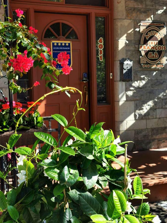 Accueil Chez Francois Bed & Breakfast Монреал Екстериор снимка